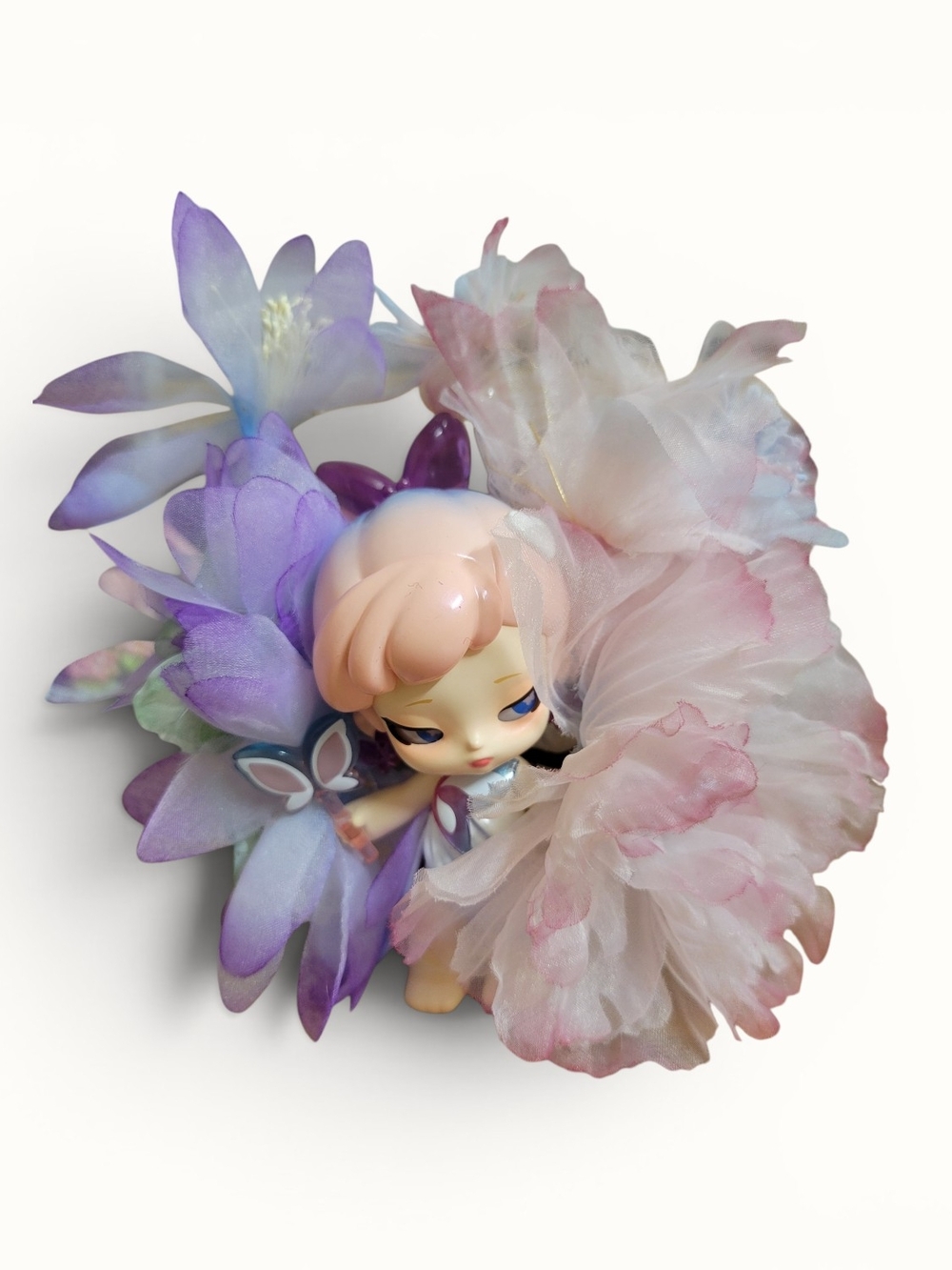 Luna Fairycore Phone Grip – Pastel Floral Art Toy Inspired Accessory